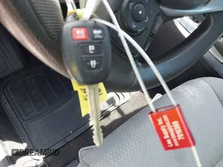 2016 Toyota Corolla L z VIN 2T1BURHEXGC577393, wystawiony jako IAAI lot #42309673 z przebiegiem 103 731 mil mil oraz . Historia ofert i sprzedaży dostępna na DreamBid. Obrazek 11.