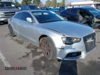 2012 Audi A5 2.0T Premium with VIN WAUCFAFR4CA000909, listed as a IAAI auction lot 41343669 with 193,211 mi miles. Bid and sale history available at carsss.com. Image 1.