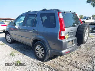 2005 Honda CR-V EX SE with VIN SHSRD78935U331938, listed as a IAAI auction lot 42206201 with 185,700 mi miles. Bid and sale history available at carsss.com. Image 3.