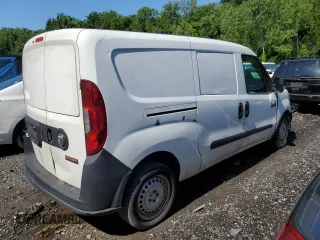 2019 Ram ProMaster City Cargo Tradesman z VIN ZFBHRFAB8K6M89620, wystawiony jako Copart lot #57608645 z przebiegiem 105 865 mil mil oraz Szkoda całkowita • Salvage title. Historia ofert i sprzedaży dostępna na DreamBid. Obrazek 3.