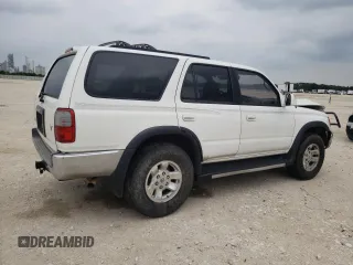 1998 Toyota 4Runner SR5 with VIN JT3GN86R0W0085505, listed as a Copart auction lot 55665925 with 187,672 mi miles and Clean title. Bid and sale history available at DreamBid. Image 3.