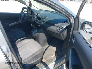 2012 Mazda 2 Sport with VIN JM1DE1KY1C0142339, listed as a IAAI auction lot 42227688 with 259,568 mi miles and . Bid and sale history available at DreamBid. Image 5.
