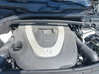 2011 Mercedes-Benz GL-Class GL 450 with VIN 4JGBF7BE2BA679626, listed as a IAAI auction lot 41937523 with 112,808 mi miles. Bid and sale history available at carsss.com. Image 10.