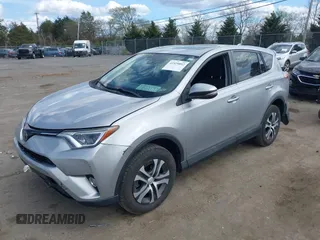 2018 Toyota RAV4 XLE with VIN 2T3WFREV9JW410102, listed as a IAAI auction lot 41929892 with 75,422 mi miles and . Bid and sale history available at carsss.com. Image 17.