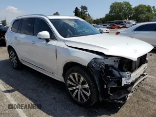 2021 Volvo XC90 Inscription Expression with VIN YV4BR00L6M1676099, listed as a Copart auction lot 47947034 with 29,128 mi miles. Bid and sale history available at carsss.com. Image 4.