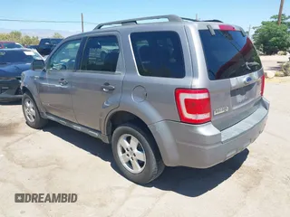2008 Ford Escape XLT with VIN 1FMCU93168KB33268, listed as a IAAI auction lot 42098947 with 226,864 mi miles and . Bid and sale history available at DreamBid. Image 3.