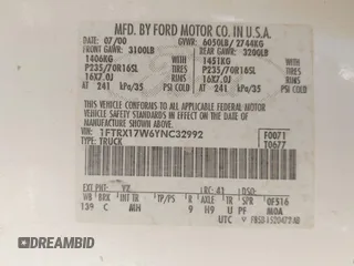 2000 Ford F-150 XL with VIN 1FTRX17W6YNC32992, listed as a IAAI auction lot 41633118 with 174,989 mi miles. Bid and sale history available at carsss.com. Image 9.
