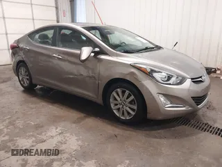 2015 Hyundai Elantra SE z VIN 5NPDH4AE6FH613263, wystawiony jako IAAI lot #42125932 z przebiegiem 116 057 mil mil oraz . Historia ofert i sprzedaży dostępna na DreamBid. Obrazek 1.