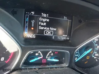 2015 Ford Escape Titanium with VIN 1FMCU9J99FUC39448, listed as a IAAI auction lot 40950225 with 177,420 mi miles. Bid and sale history available at carsss.com. Image 7.