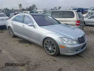 2009 Mercedes-Benz S-Class 5.5L V8 with VIN WDDNG71XX9A273403, listed as a IAAI auction lot 41540086 with 142,140 mi miles. Bid and sale history available at carsss.com. Image 1.