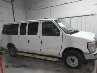 2014 Ford Econoline Passenger XL с VIN 1FBNE3BL2EDA82334, выставлен на аукционе IAAI как лот 42314725 с пробегом 86 887 миль миль и . История ставок и продаж доступна на DreamBid. Изображение 13.