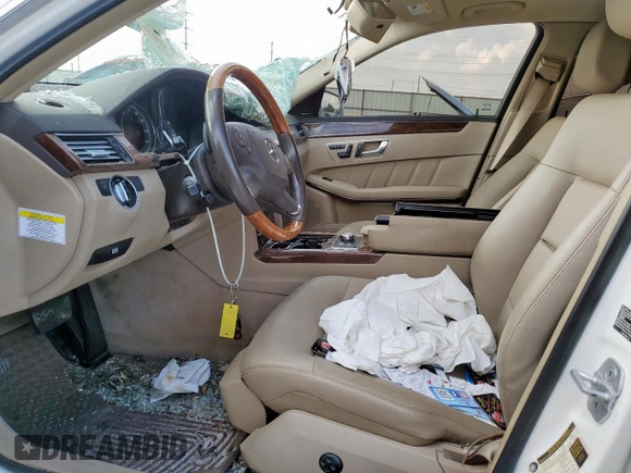 2013 Mercedes-Benz E 350 Luxury with VIN WDDHF5KB5DA728352, listed as a Copart auction lot 59737655 with 68,286 mi miles and Salvage title. Bid and sale history available at DreamBid. Image 7.