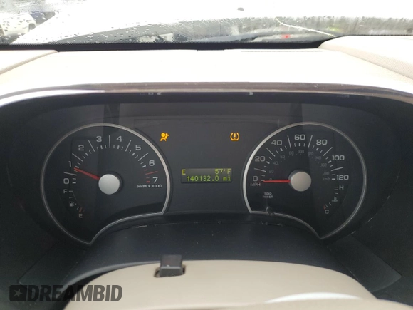 2006 Ford Explorer XLT z VIN 1FMEU73E96UB02808, wystawiony jako Copart lot #58635865 z przebiegiem 140 132 mil mil oraz Czysty tytuł • Clean title. Historia ofert i sprzedaży dostępna na DreamBid. Obrazek 9.