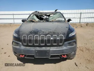 2016 Jeep Cherokee Trailhawk z VIN 1C4PJMBB5GW366190, wystawiony jako Copart lot #67792724 z przebiegiem 103 924 mil mil oraz Szkoda całkowita • Salvage title. Historia ofert i sprzedaży dostępna na DreamBid. Obrazek 5.