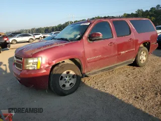 2007 Chevrolet Suburban LT with VIN 1GNFC16017J235565, listed as a Copart auction lot 72355294 with 218,171 mi miles and Salvage Title. Bid and sale history available at carsss.com. Image 1.