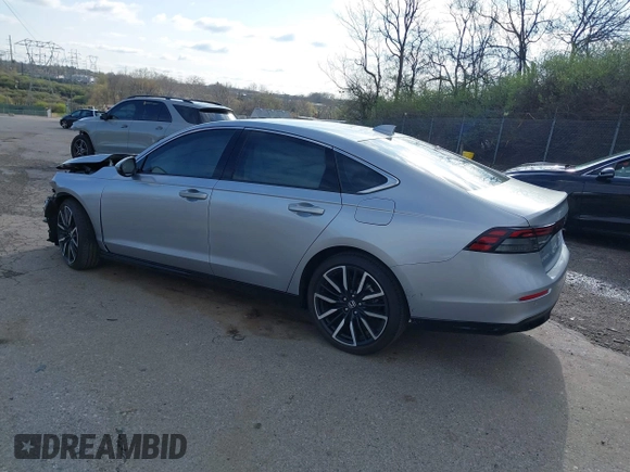 2024 Honda Accord Touring with VIN 1HGCY2F80RA050095, listed as a IAAI auction lot 41924407 with 26,454 mi miles and . Bid and sale history available at DreamBid. Image 3.