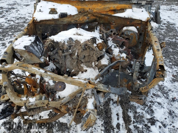 2024 Jeep Gladiator Sport z VIN 1C6HJTAG5RL133756, wystawiony jako Copart lot #83205524 z przebiegiem Nie podano mil oraz Nie do naprawy • Non repairable. Historia ofert i sprzedaży dostępna na DreamBid. Obrazek 11.