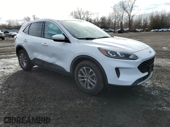 2020 Ford Escape SE with VIN 1FMCU9G60LUA03909, listed as a Copart auction lot 49533385 with 63,438 mi miles and Salvage Title. Bid and sale history available at DreamBid. Image 4.