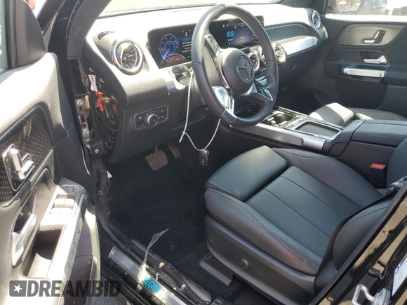 2024 Mercedes-Benz EQB 250+ z VIN W1N9M0CB0RN098562, wystawiony jako Copart lot #56983575 z przebiegiem 6 106 mil mil oraz Szkoda całkowita • Salvage title. Historia ofert i sprzedaży dostępna na DreamBid. Obrazek 8.