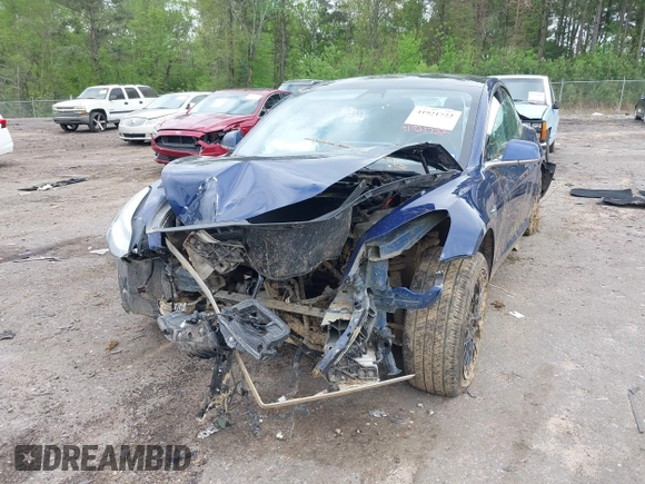 2019 Tesla Model 3 Mid Range z VIN 5YJ3E1EAXKF332974, wystawiony jako IAAI lot #41921722 z przebiegiem Nie podano mil oraz . Historia ofert i sprzedaży dostępna na DreamBid. Obrazek 6.