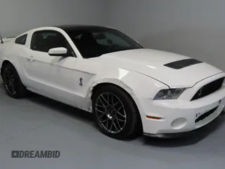 2011 Ford Mustang GT500 z VIN 1ZVBP8JS8B5154011, wystawiony jako Copart lot #60139895 z przebiegiem 20 963 mil mil oraz Szkoda całkowita • Salvage title. Historia ofert i sprzedaży dostępna na DreamBid. Obrazek 1.
