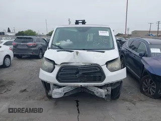 2017 Ford Transit с VIN 1FTYE9ZM6HKA23703, выставлен на аукционе IAAI как лот 41880601 с пробегом Не указан миль и . История ставок и продаж доступна на DreamBid. Изображение 13.