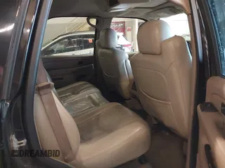 2004 Chevrolet Tahoe LS with VIN 1GNEC13TX4R300419, listed as a IAAI auction lot 41848279 with 38,252 mi miles. Bid and sale history available at carsss.com. Image 8.