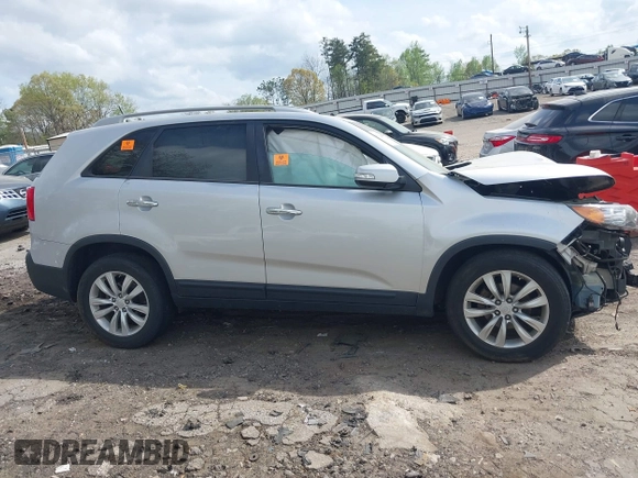 2011 Kia Sorento LX with VIN 5XYKT4A22BG063573, listed as a IAAI auction lot 41942588 with 1 mi miles. Bid and sale history available at carsss.com. Image 14.