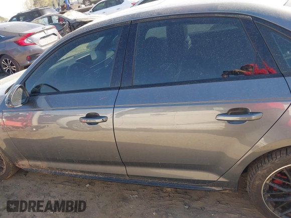2018 Audi A4 Premium Plus с VIN WAUENAF48JA096542, выставлен на аукционе IAAI как лот 41860168 с пробегом 79 434 миль миль и . История ставок и продаж доступна на DreamBid. Изображение 15.