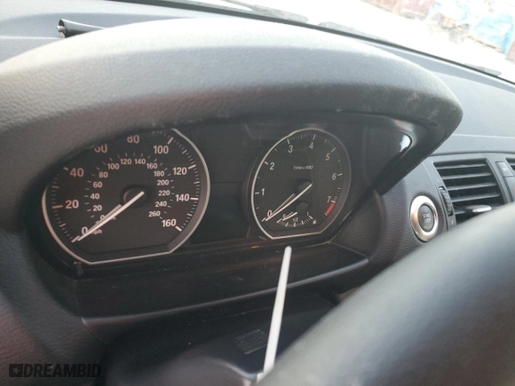 2013 BMW 1 Series 128i with VIN WBAUN1C54DVR01247, listed as a Copart auction lot 79449164 with 0 mi miles and Salvage Title. Bid and sale history available at carsss.com. Image 9.