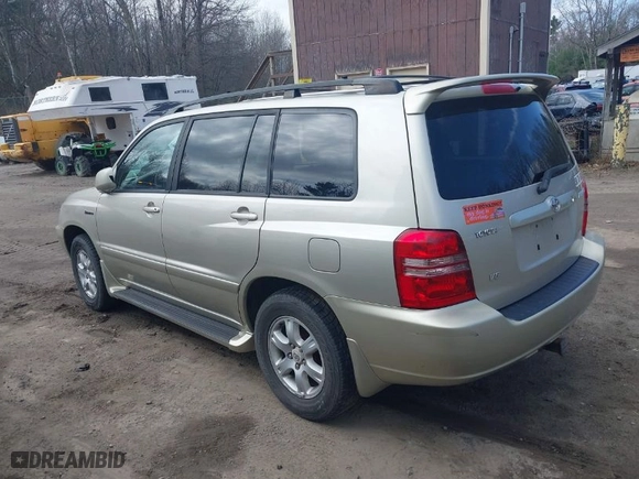 2002 Toyota Highlander with VIN JTEGF21A420069448, listed as a IAAI auction lot 42071939 with 153,152 mi miles. Bid and sale history available at carsss.com. Image 3.
