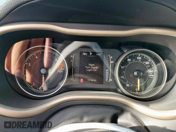 2018 Jeep Cherokee Latitude с VIN 1C4PJLCB2JD620255, выставлен на аукционе Copart как лот 62314325 с пробегом 72 798 миль миль и Списание • Salvage title. История ставок и продаж доступна на DreamBid. Изображение 9.