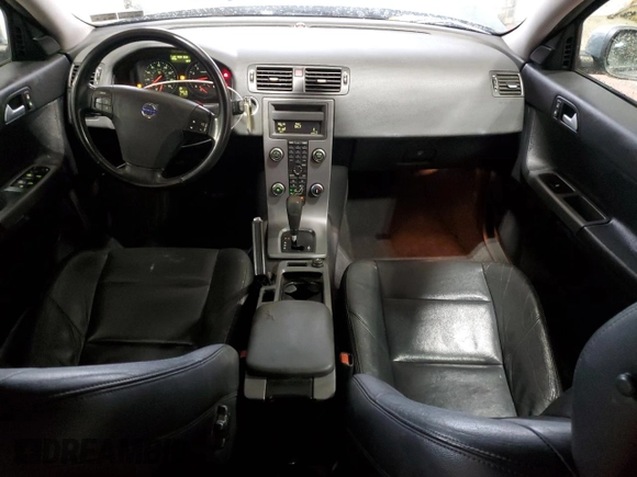 2008 Volvo V50 2.4L with VIN YV1MW390082427905, listed as a Copart auction lot 81462534 with 105,219 mi miles and Salvage Title. Bid and sale history available at carsss.com. Image 8.