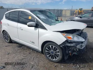 2017 Ford C-Max Energi Titanium with VIN 1FADP5FU1HL103724, listed as a IAAI auction lot 41686121 with 1 mi miles. Bid and sale history available at carsss.com. Image 1.