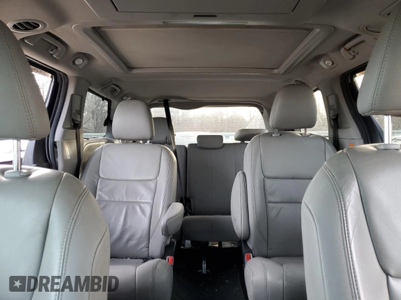 2017 Toyota Sienna XLE with VIN 5TDDZ3DC5HS181117, listed as a Copart auction lot 48122515 with 53,376 mi miles and Salvage title. Bid and sale history available at DreamBid. Image 10.