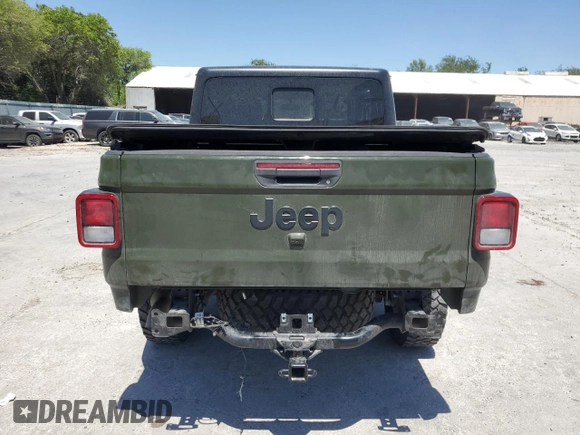 2021 Jeep Gladiator Willys with VIN 1C6HJTAG7ML582820, listed as a Copart auction lot 52418205 with 33,524 mi miles and Salvage Title. Bid and sale history available at carsss.com. Image 6.
