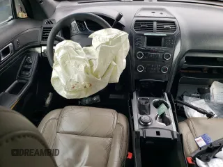 2019 Ford Police Interceptor Utility z VIN 1FM5K8AR3KGA29722, wystawiony jako Copart lot #78384523 z przebiegiem Nie podano mil oraz Szkody całkowita. Historia ofert i sprzedaży dostępna na DreamBid. Obrazek 8.