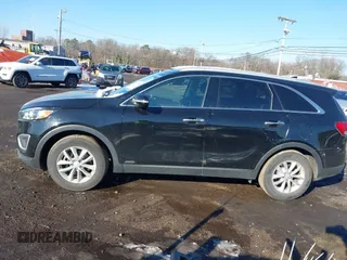2018 Kia Sorento LX with VIN 5XYPGDA35JG404725, listed as a IAAI auction lot 41188949 with 48,229 mi miles. Bid and sale history available at carsss.com. Image 14.