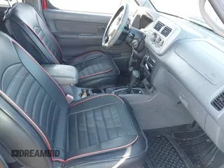 2001 Nissan Xterra XE z VIN 5N1ED28Y51C578073, wystawiony jako IAAI lot #42111332 z przebiegiem 176 970 mil mil oraz . Historia ofert i sprzedaży dostępna na DreamBid. Obrazek 5.