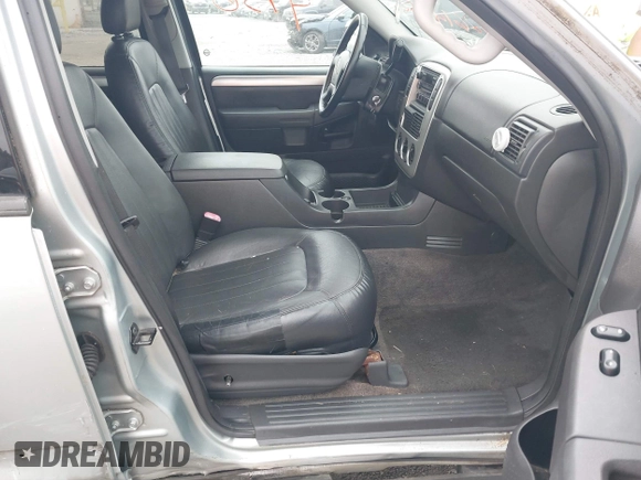 2005 Mercury Mountaineer Convenience z VIN 4M2ZU86W55UJ09781, wystawiony jako IAAI lot #42614956 z przebiegiem 102 407 mil mil oraz . Historia ofert i sprzedaży dostępna na DreamBid. Obrazek 5.