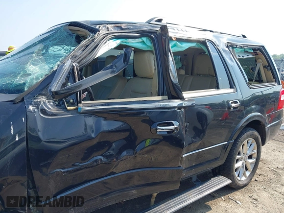 2015 Ford Expedition Limited z VIN 1FMJU2AT3FEF09598, wystawiony jako IAAI lot #42740501 z przebiegiem Nie podano mil oraz . Historia ofert i sprzedaży dostępna na DreamBid. Obrazek 14.