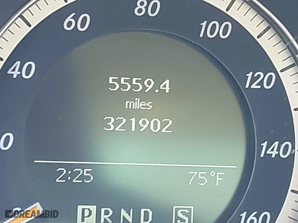 2008 Mercedes-Benz C-Class 3.0L Sport with VIN WDDGF54X28F071197, listed as a IAAI auction lot 41805407 with 321,902 mi miles. Bid and sale history available at carsss.com. Image 7.