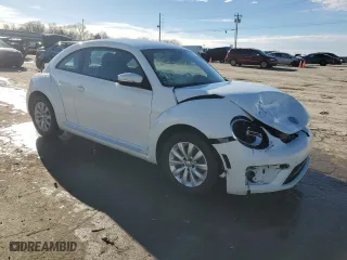 2019 Volkswagen Beetle S with VIN 3VWFD7AT6KM719279, listed as a Copart auction lot 89217255 with 40,438 mi miles and Salvage Title. Bid and sale history available at carsss.com. Image 4.
