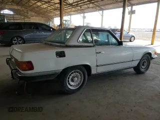 1973 Mercedes-Benz SL with VIN 10704412010908, listed as a Copart auction lot 57447935 with 244,991 mi miles and Clean title. Bid and sale history available at DreamBid. Image 3.