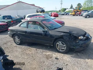 2000 Ford Escort ZX2 z VIN 3FAKP1139YR235632, wystawiony jako IAAI lot #42240451 z przebiegiem 139 532 mil mil oraz . Historia ofert i sprzedaży dostępna na DreamBid. Obrazek 13.