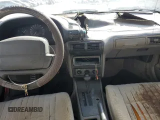 1994 Chevrolet Beretta z VIN 1G1LV1540RY168955, wystawiony jako Copart lot #78287964 z przebiegiem 181 391 mil mil oraz Czysty tytuł • Clean title. Historia ofert i sprzedaży dostępna na DreamBid. Obrazek 8.