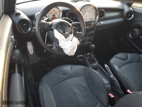 2011 MINI Cooper Convertible s with VIN WMWZP3C53BTX83342, listed as a Copart auction lot 85468174 with 105,535 mi miles and Salvage Title. Bid and sale history available at carsss.com. Image 8.
