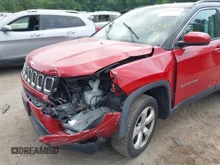 2018 Jeep Compass Latitude с VIN 3C4NJDBBXJT270575, выставлен на аукционе IAAI как лот 42436369 с пробегом 90 311 миль миль и . История ставок и продаж доступна на DreamBid. Изображение 17.