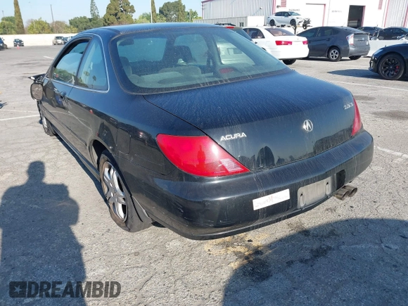 1998 Acura CL z VIN 19UYA3245WL000750, wystawiony jako IAAI lot #41987675 z przebiegiem 212 914 mil mil oraz . Historia ofert i sprzedaży dostępna na DreamBid. Obrazek 3.
