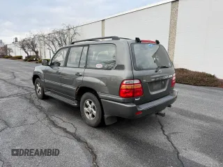 2002 Toyota Land Cruiser with VIN JTEHT05J522020887, listed as a Copart auction lot 84346214 with 254,815 mi miles and Clean Title. Bid and sale history available at carsss.com. Image 3.